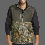 Realtree ® Atlas Colorblock Soft Shell Vest